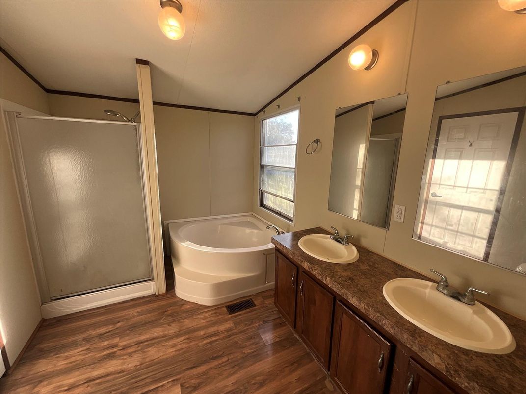 Bathroom, Dual Sink Vanities, Interior, Wood Texture Flooring