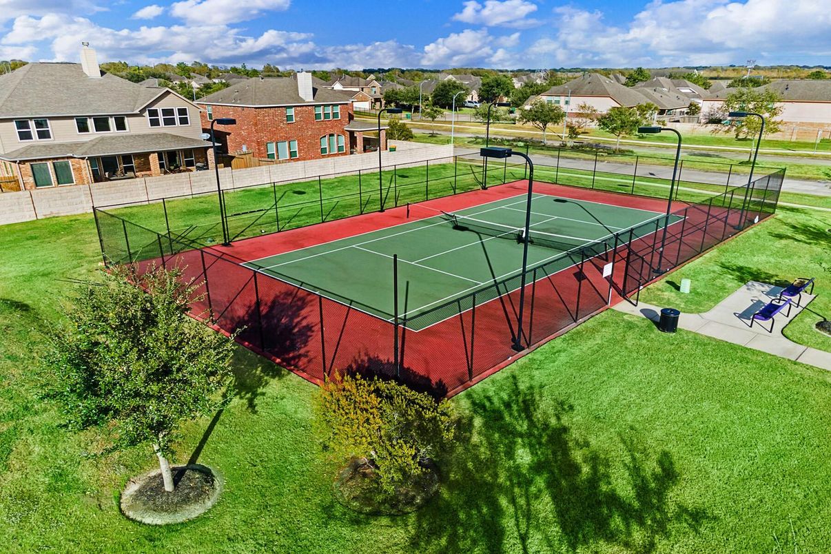 Exterior, Tennis Courts