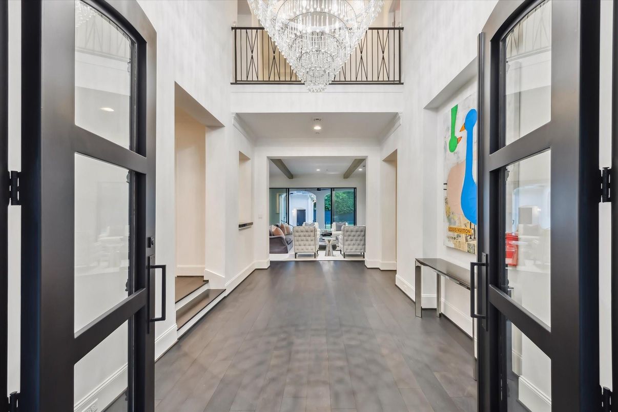 Chandelier, Interior, Recessed Lighting, Wood Texture Flooring