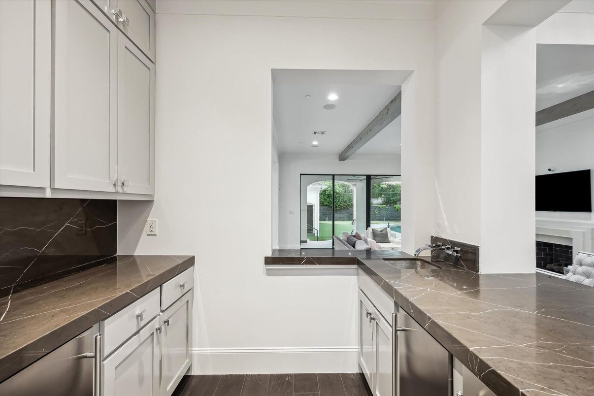 Interior, Kitchen, Marble Walls, Recessed Lighting, Wood Texture Flooring