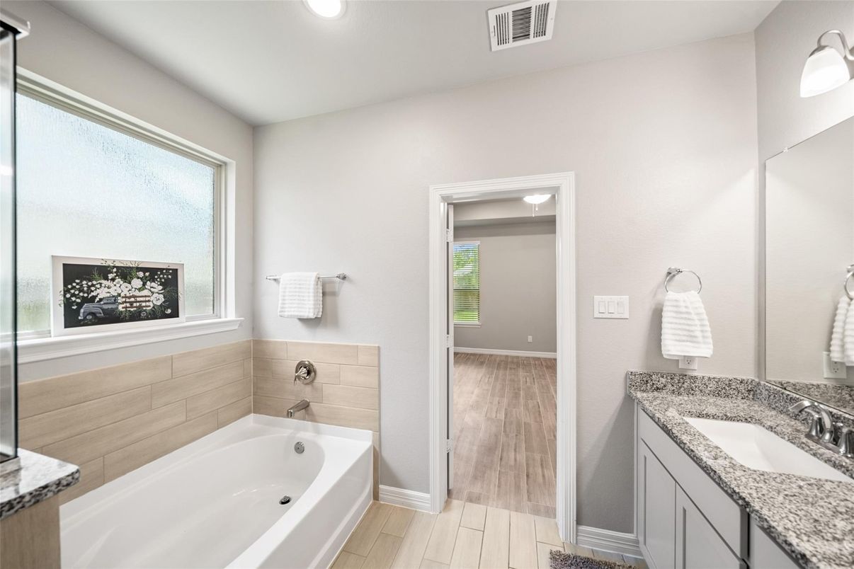 Bathroom, Interior, Recessed Lighting, Wood Texture Flooring