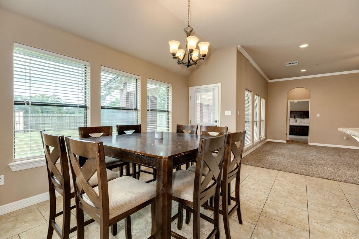 Chandelier, Dining room, Interior, Recessed Lighting