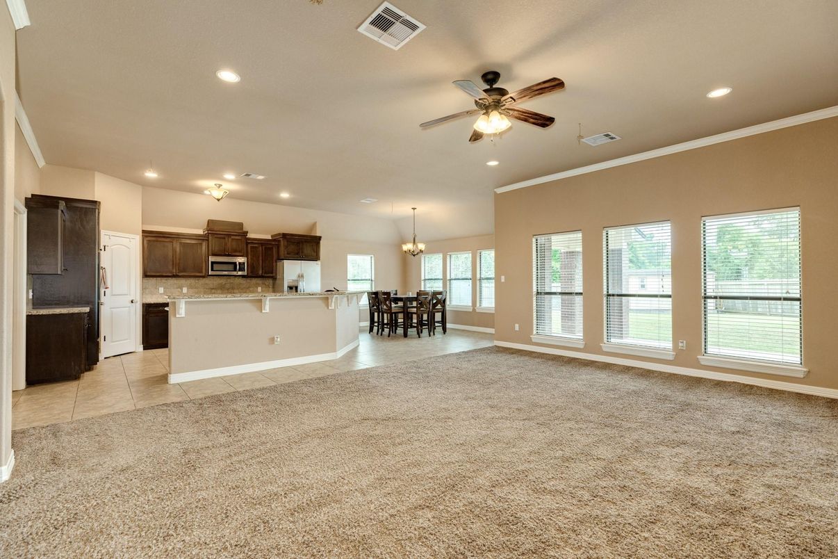 Chandelier, Dining room, Interior, Kitchen, Recessed Lighting