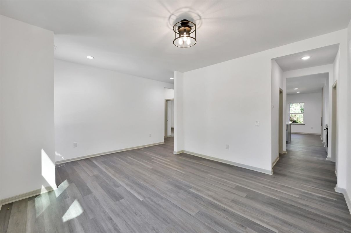 Empty room, Interior, Recessed Lighting, Wood Texture Flooring