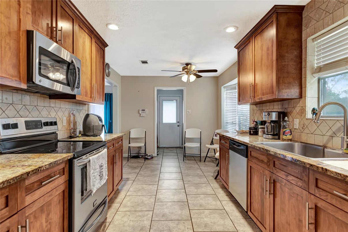 Interior, Kitchen, Recessed Lighting