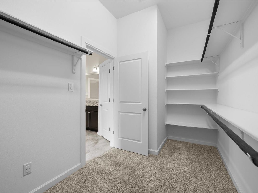 Interior, Walk-in Closets