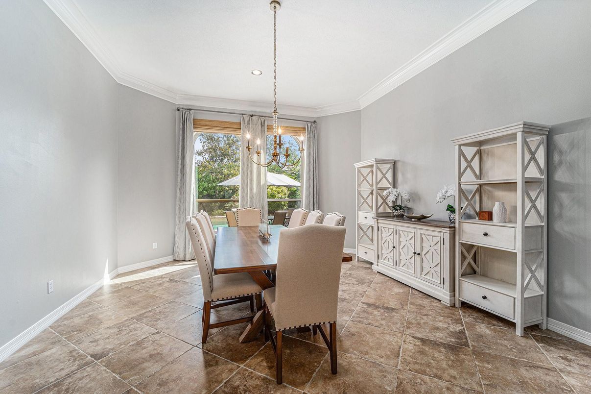 Dining room, Interior, Pendant Lights, Recessed Lighting