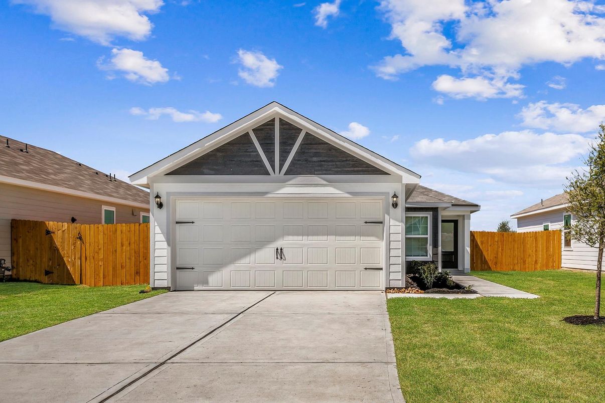 Detached Garage, Exterior