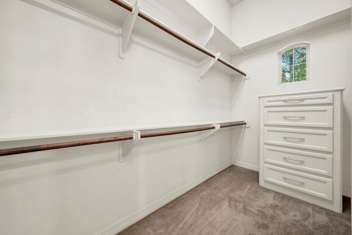 Interior, Walk-in Closets