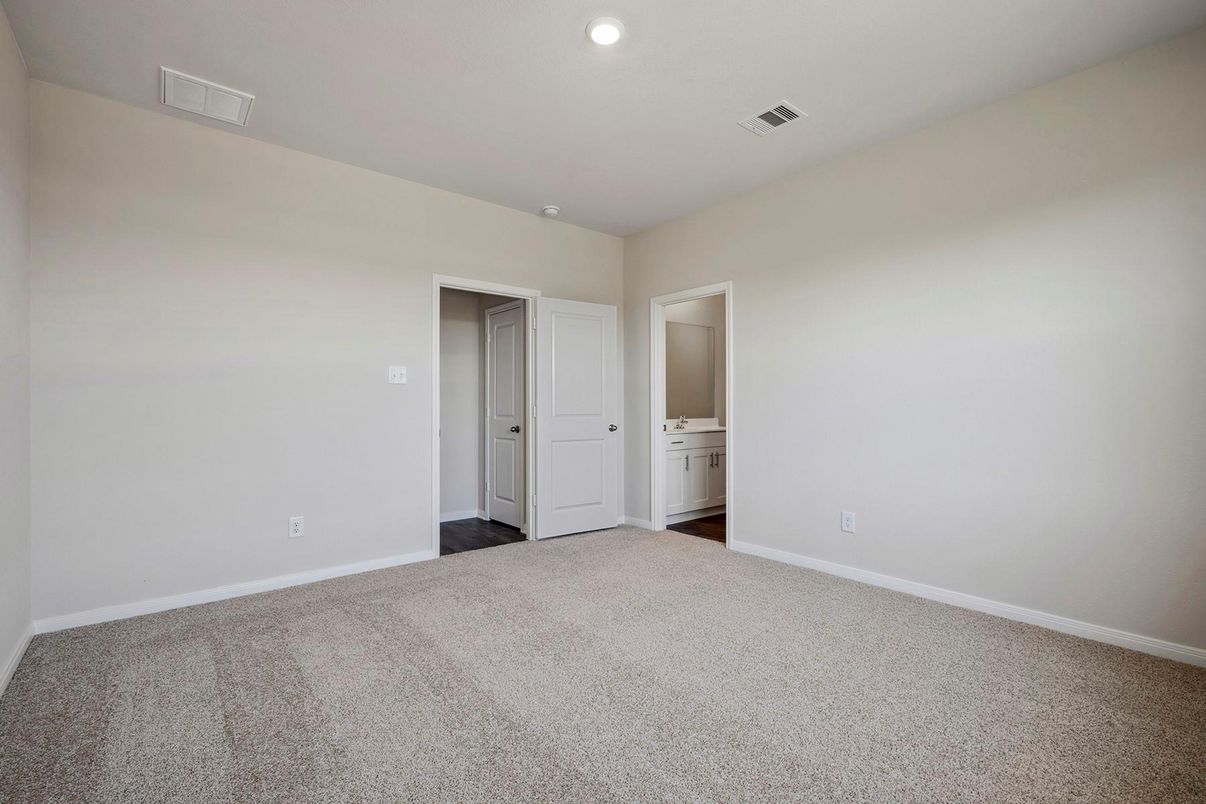 Empty room, Interior, Recessed Lighting, Washer