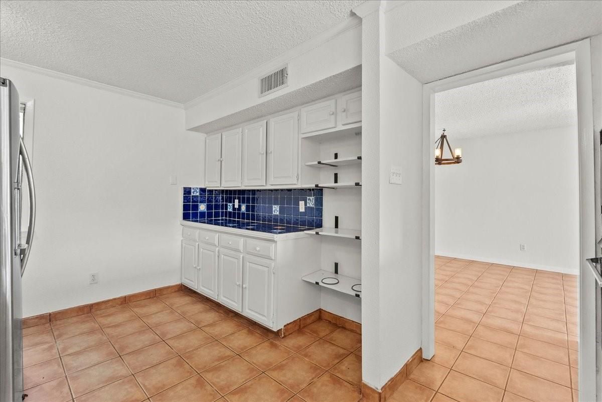 Interior, Kitchen, Tile Countertops