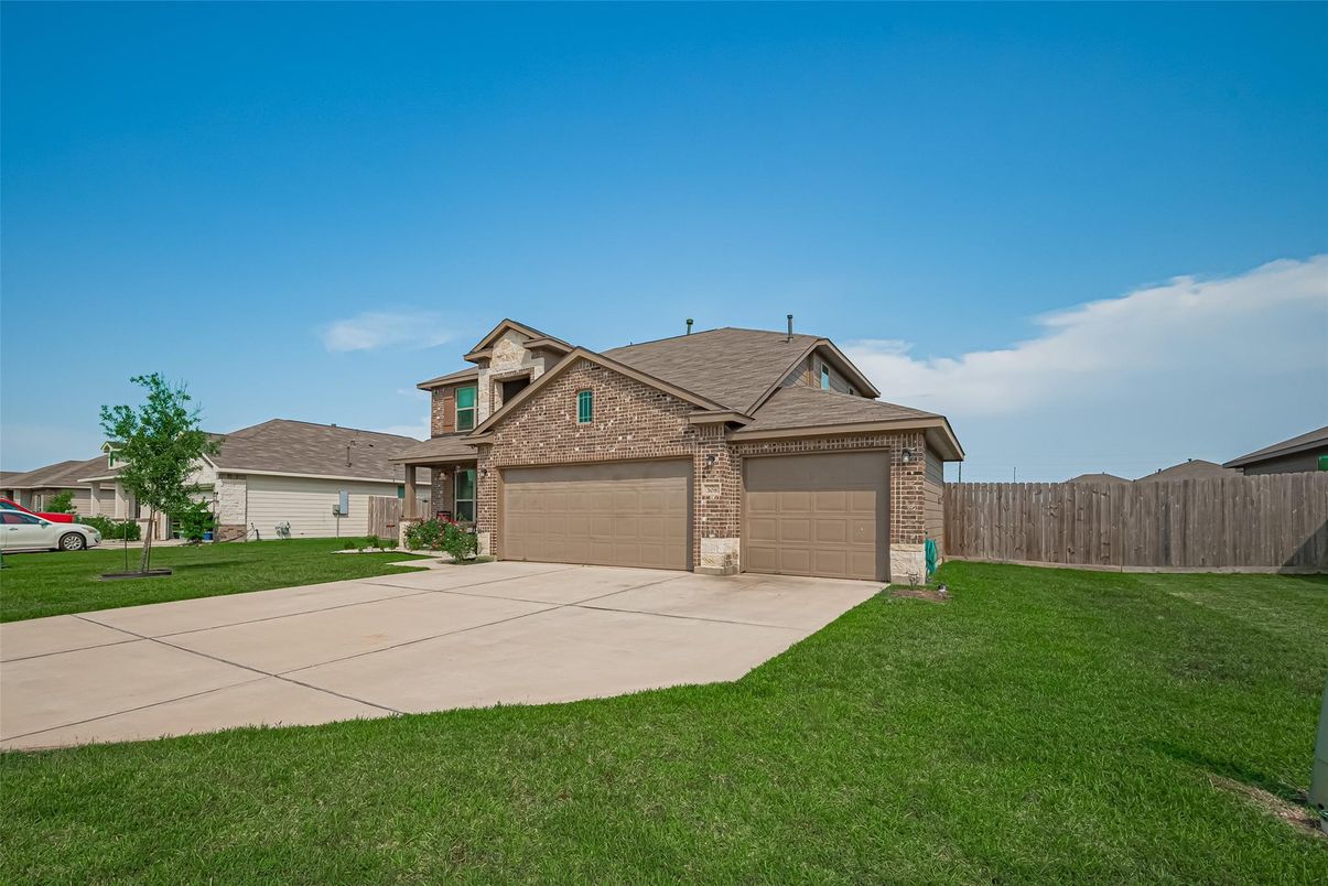 Attached, Backyard, Exterior, Facade, Brick Facade, Brick Traditional