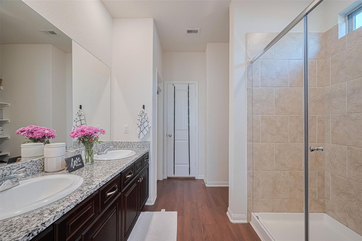 Bathroom, Dual Sink Vanities, Interior, Wood Texture Flooring