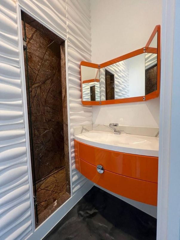 Bathroom, Interior