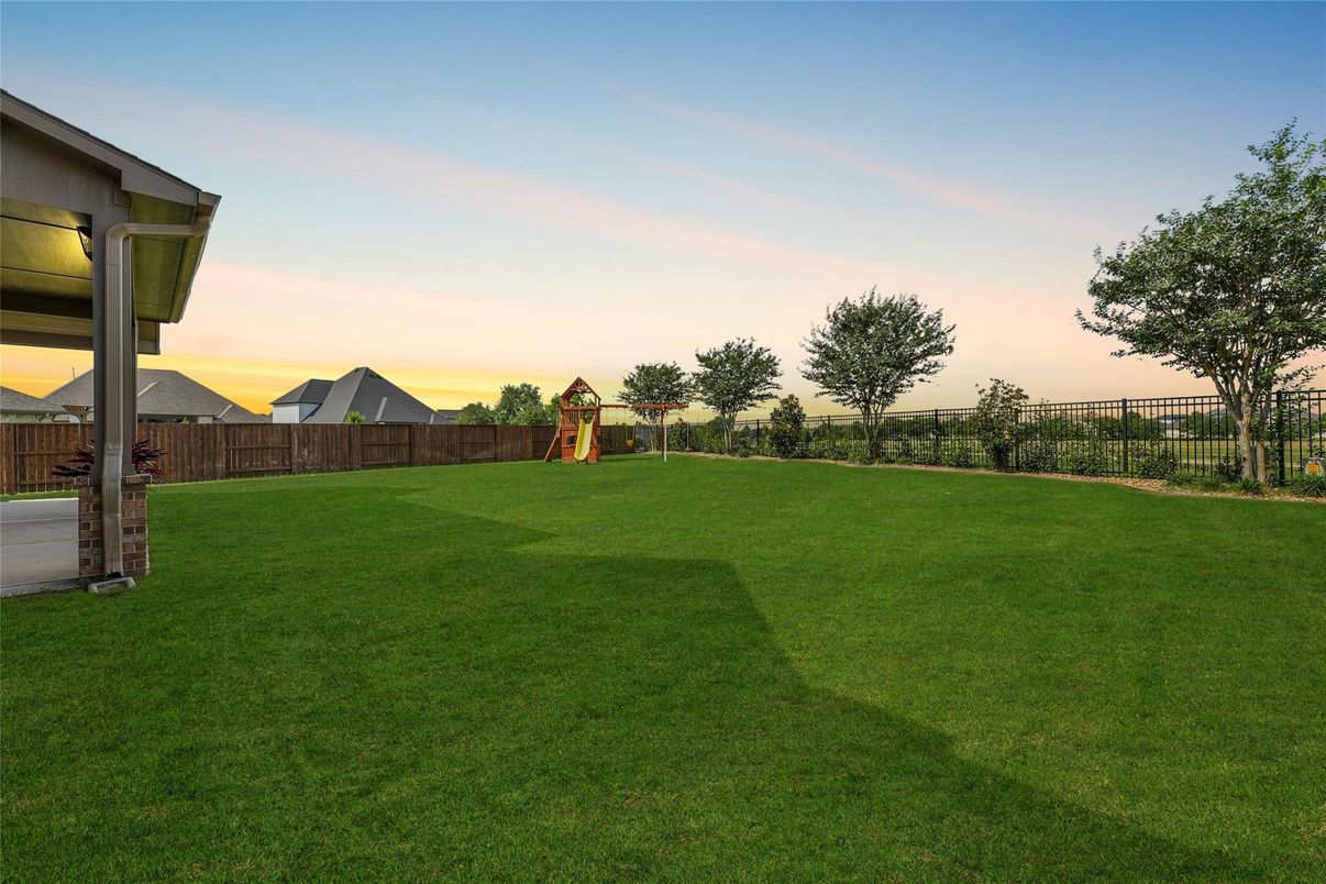 Backyard, Exterior, Playground