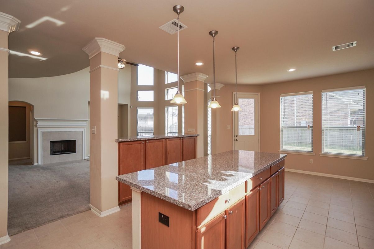 Fireplace, Interior, Kitchen, Pendant Lights, Recessed Lighting