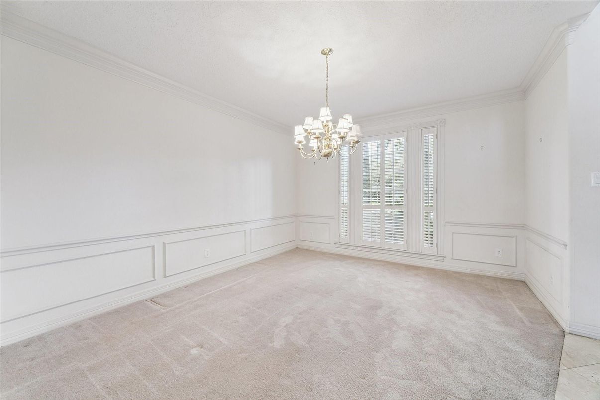 Chandelier, Empty room, Interior