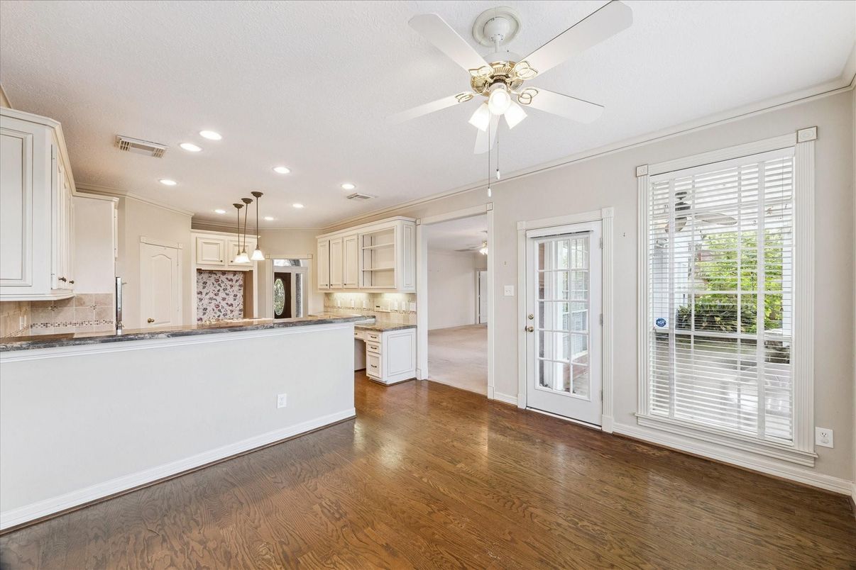 Empty room, Interior, Kitchen, Pendant Lights, Recessed Lighting, Wood Texture Flooring