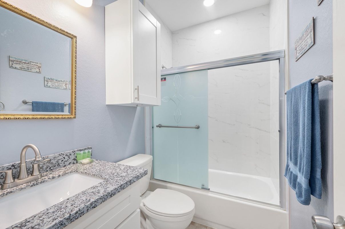 Bathroom, Interior, Marble Walls, Recessed Lighting