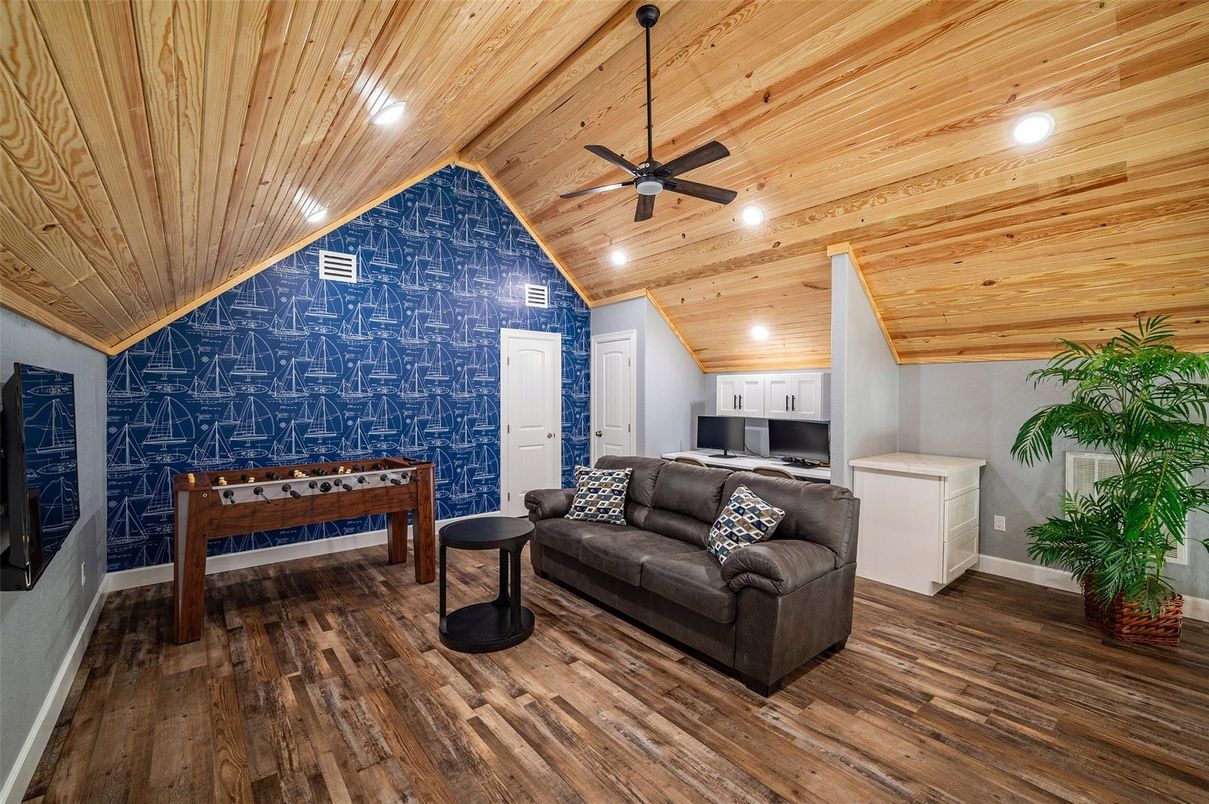 Interior, Recessed Lighting, Wooden Ceilings, Wood Texture Flooring