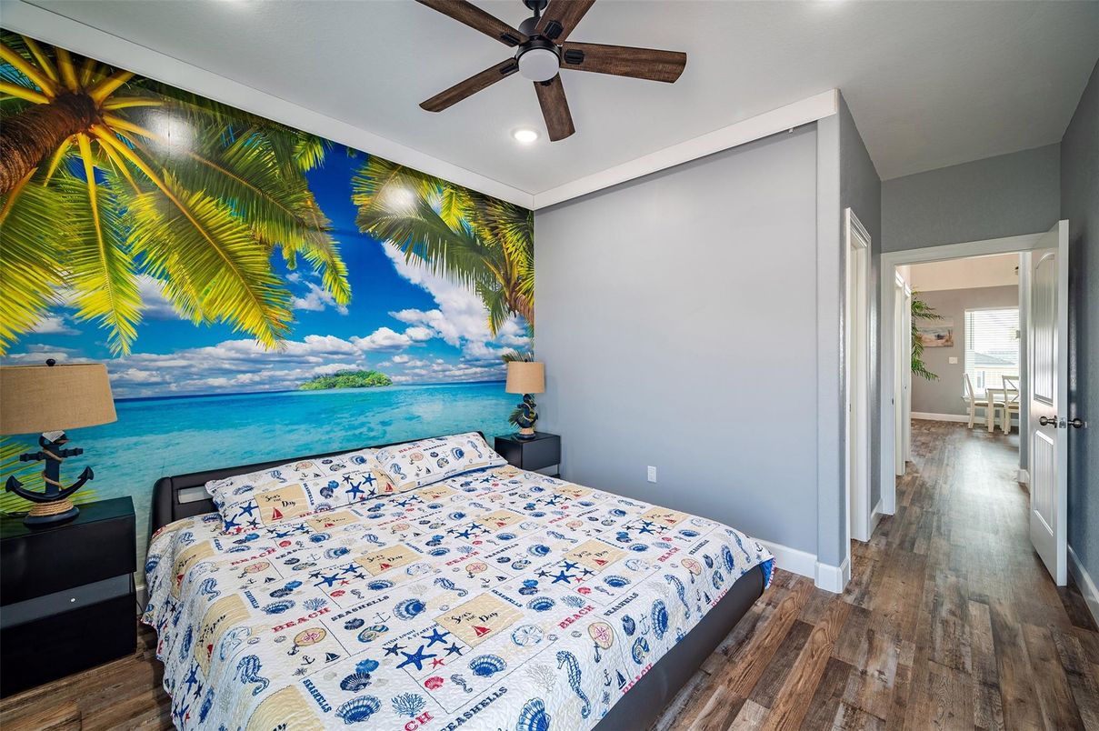 Bedroom, Interior, Recessed Lighting, Water, Wood Texture Flooring