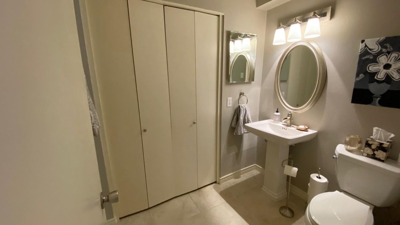 Bathroom, Interior