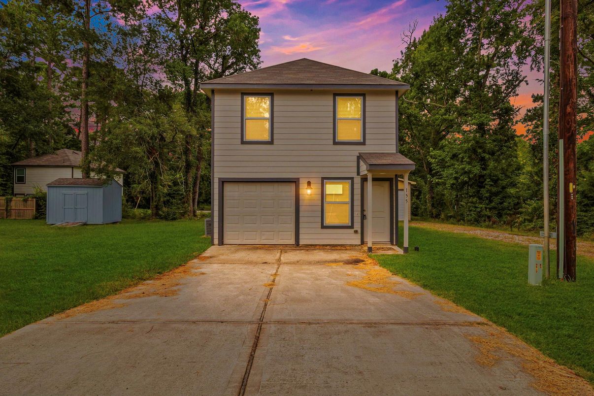 Attached, Backyard, Exterior, Facade, Split Level
