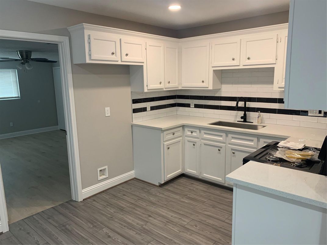 Interior, Kitchen, Recessed Lighting, Wood Texture Flooring