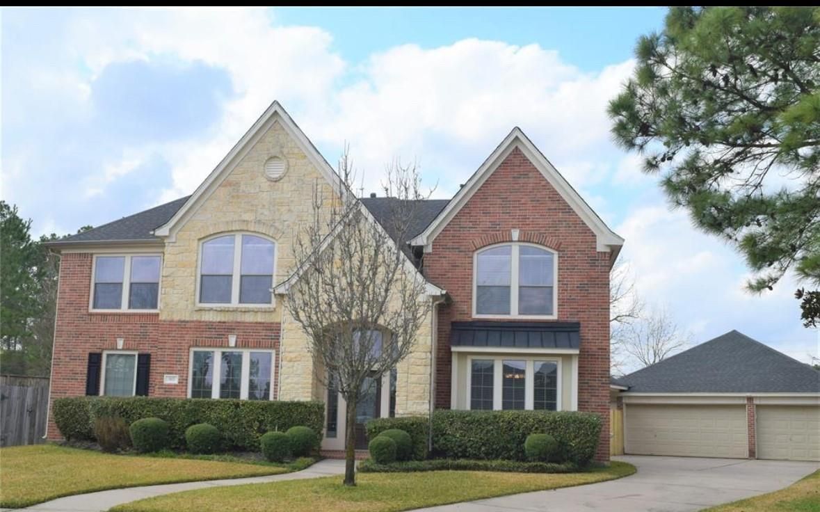 Detached Garage, Exterior, Facade, Brick Facade, Brick Traditional