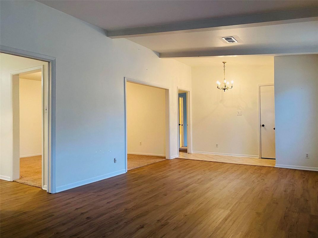 Chandelier, Empty room, Interior, Wood Texture Flooring