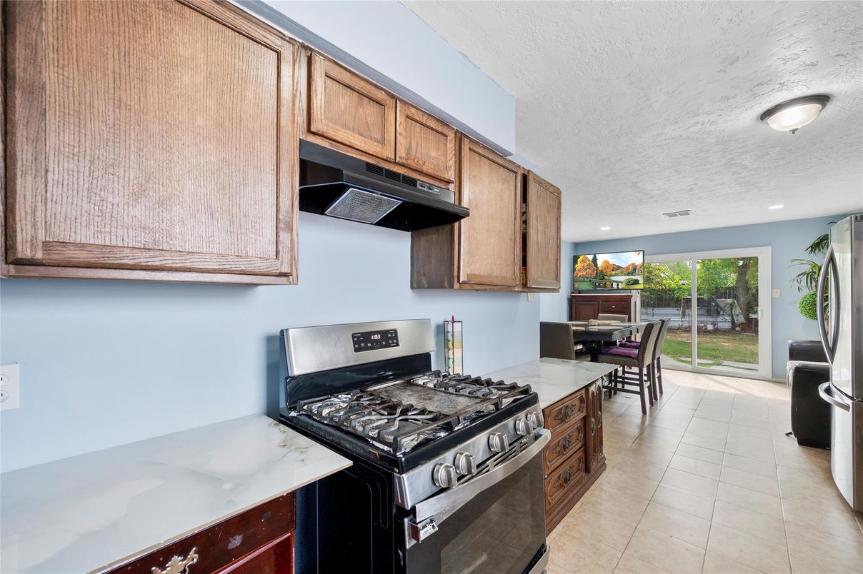 Dining room, Interior, Kitchen, Recessed Lighting