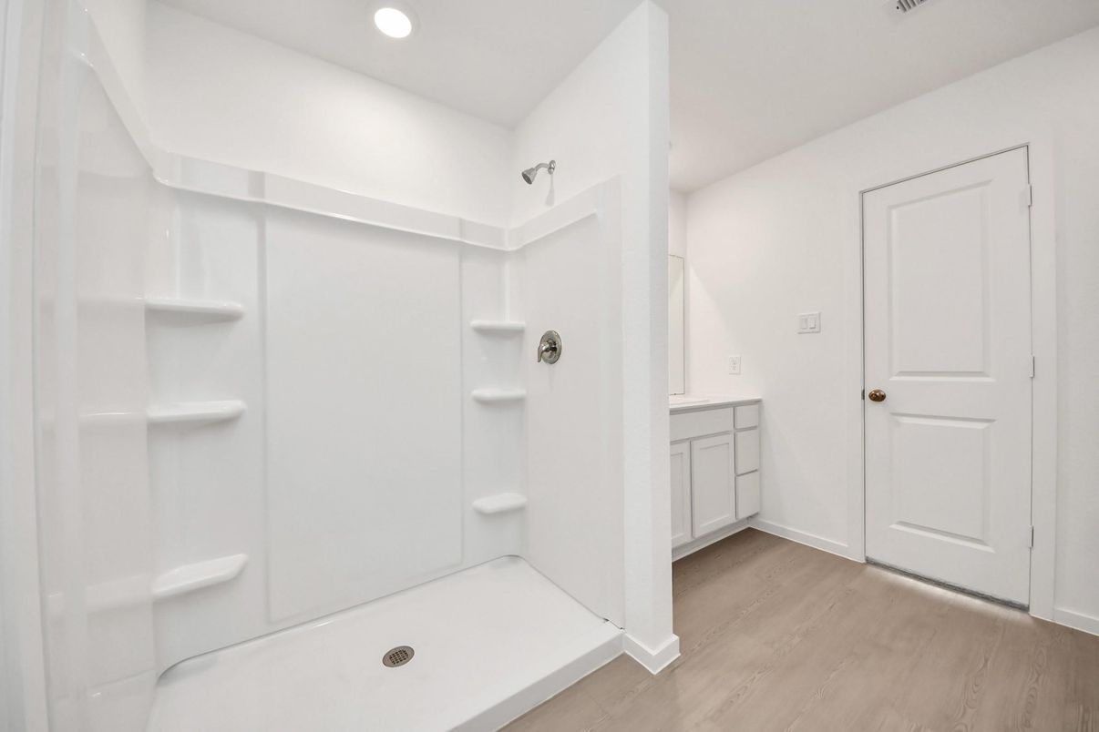 Bathroom, Interior, Recessed Lighting, Wood Texture Flooring