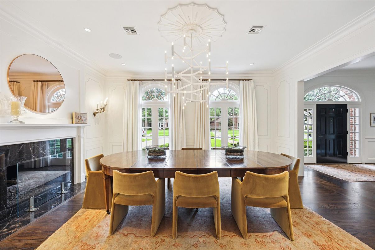 Dining room, Fireplace, Interior, Pendant Lights, Recessed Lighting, Wood Texture Flooring