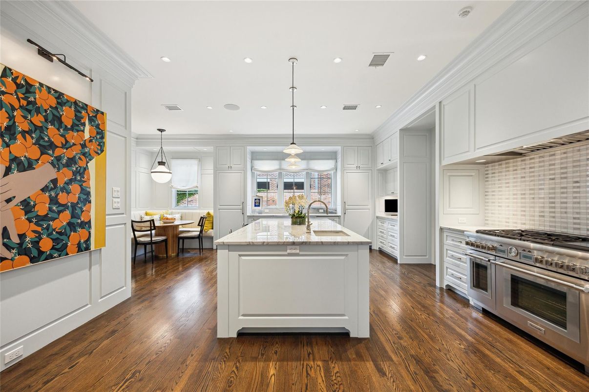 Dining room, Interior, Kitchen, Pendant Lights, Recessed Lighting, Stainless Steel Appliances, Wood Texture Flooring
