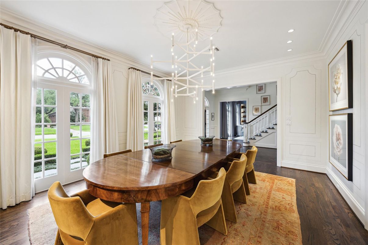 Dining room, Interior, Pendant Lights, Recessed Lighting, Wood Texture Flooring