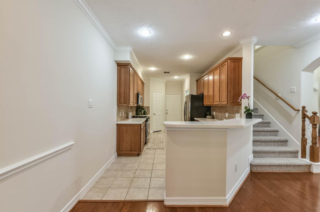 Interior, Kitchen, Recessed Lighting, Wood Texture Flooring