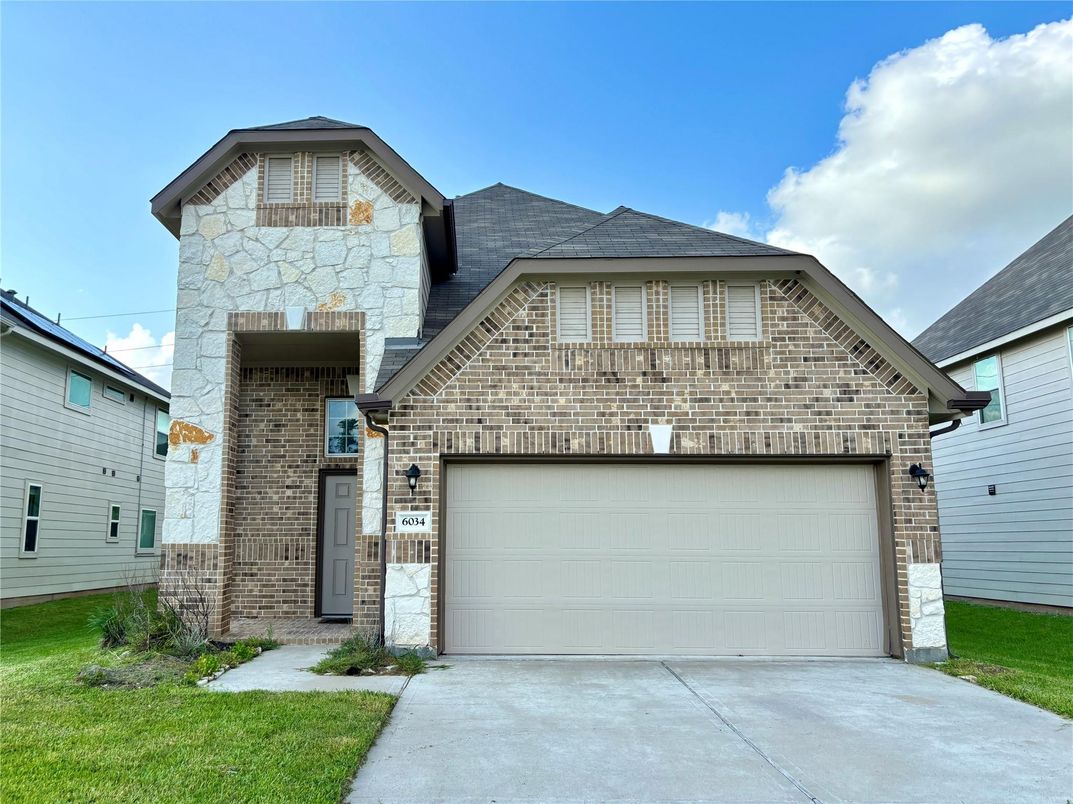 Attached, Exterior, Facade, Brick Facade, Brick Traditional