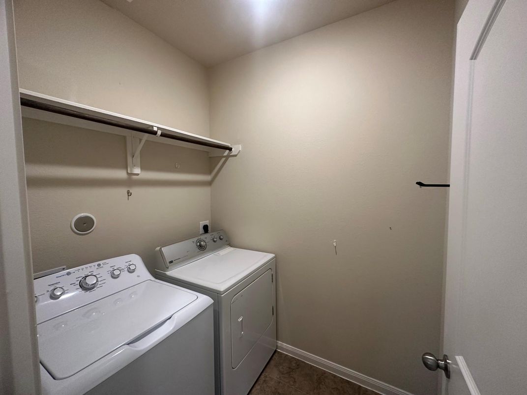 Interior, Washer