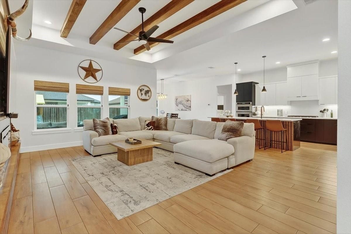 Interior, Kitchen, Living room, Pendant Lights, Recessed Lighting, Wooden Beams, Wood Texture Flooring
