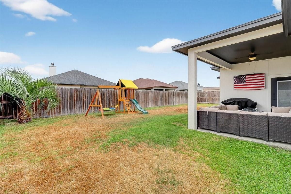 Backyard, Exterior, Playground