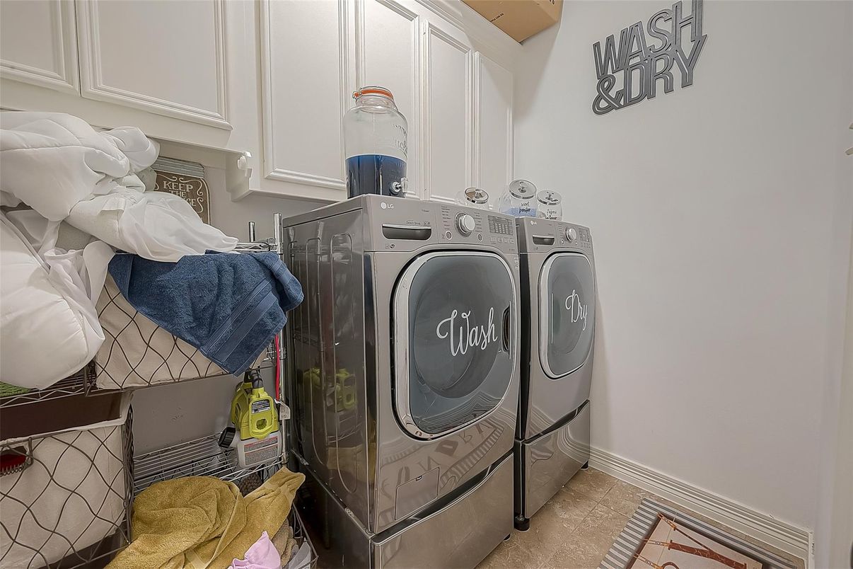Interior, Washer
