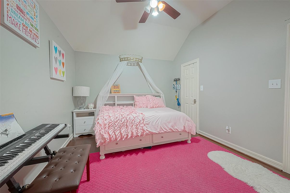 Bedroom, Interior, Piano