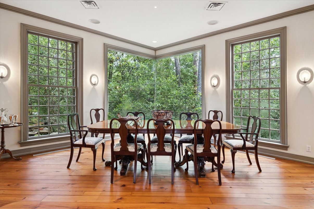 Dining room, Interior, Recessed Lighting, Wood Texture Flooring