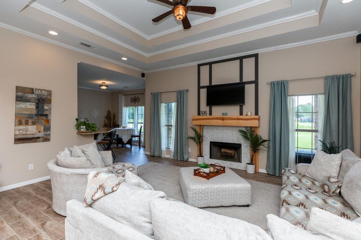 Fireplace, Interior, Living room, Recessed Lighting