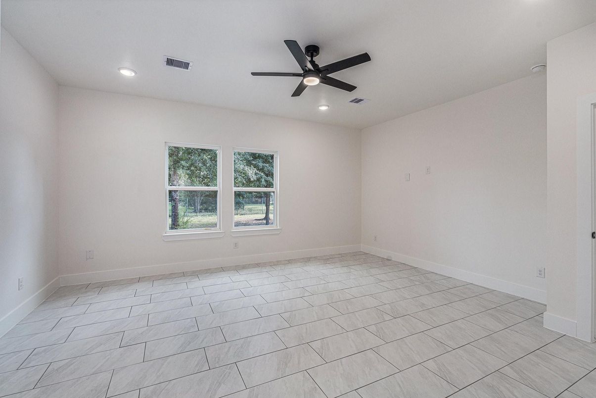 Empty room, Interior, Marble, Recessed Lighting