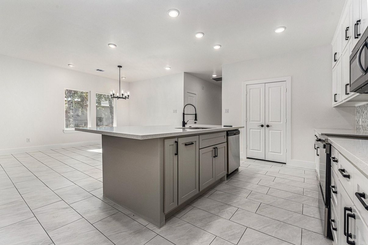 Interior, Kitchen, Pendant Lights, Recessed Lighting