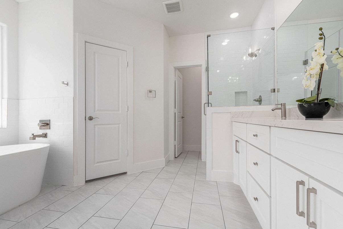 Bathroom, Dual Sink Vanities, Free Standing Baths, Interior, Recessed Lighting