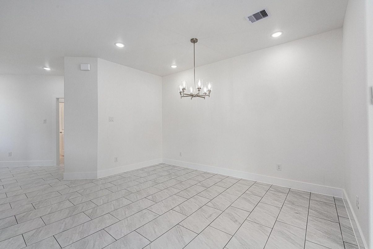 Chandelier, Empty room, Interior, Recessed Lighting