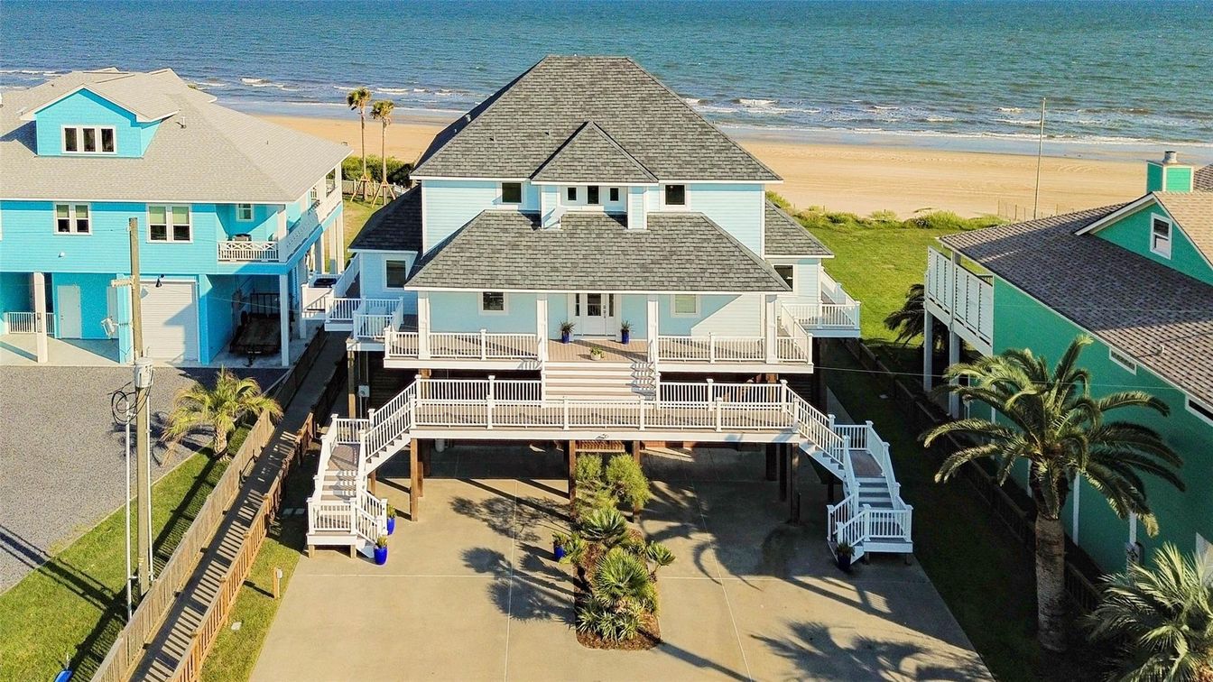 Exterior, Water