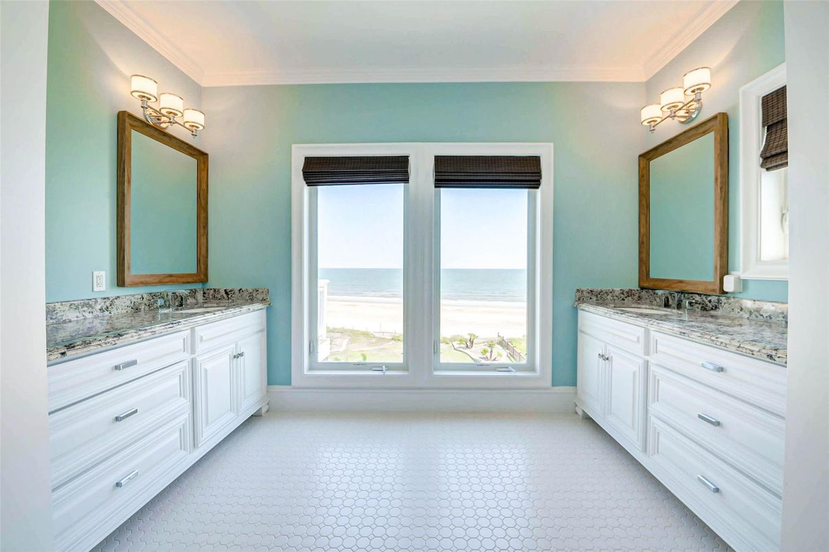 Bathroom, Interior, Water